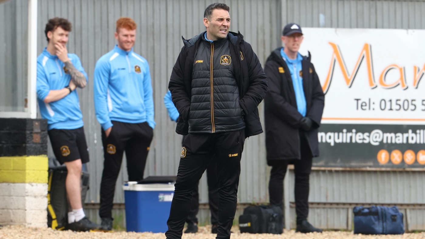 Frank McKeown on the touchline as manager of Dumbarton FC